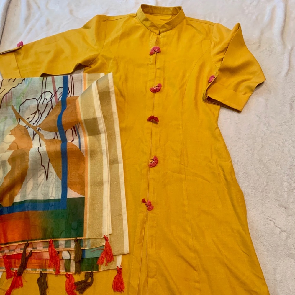 Punjabi salwar kameez with dupatta